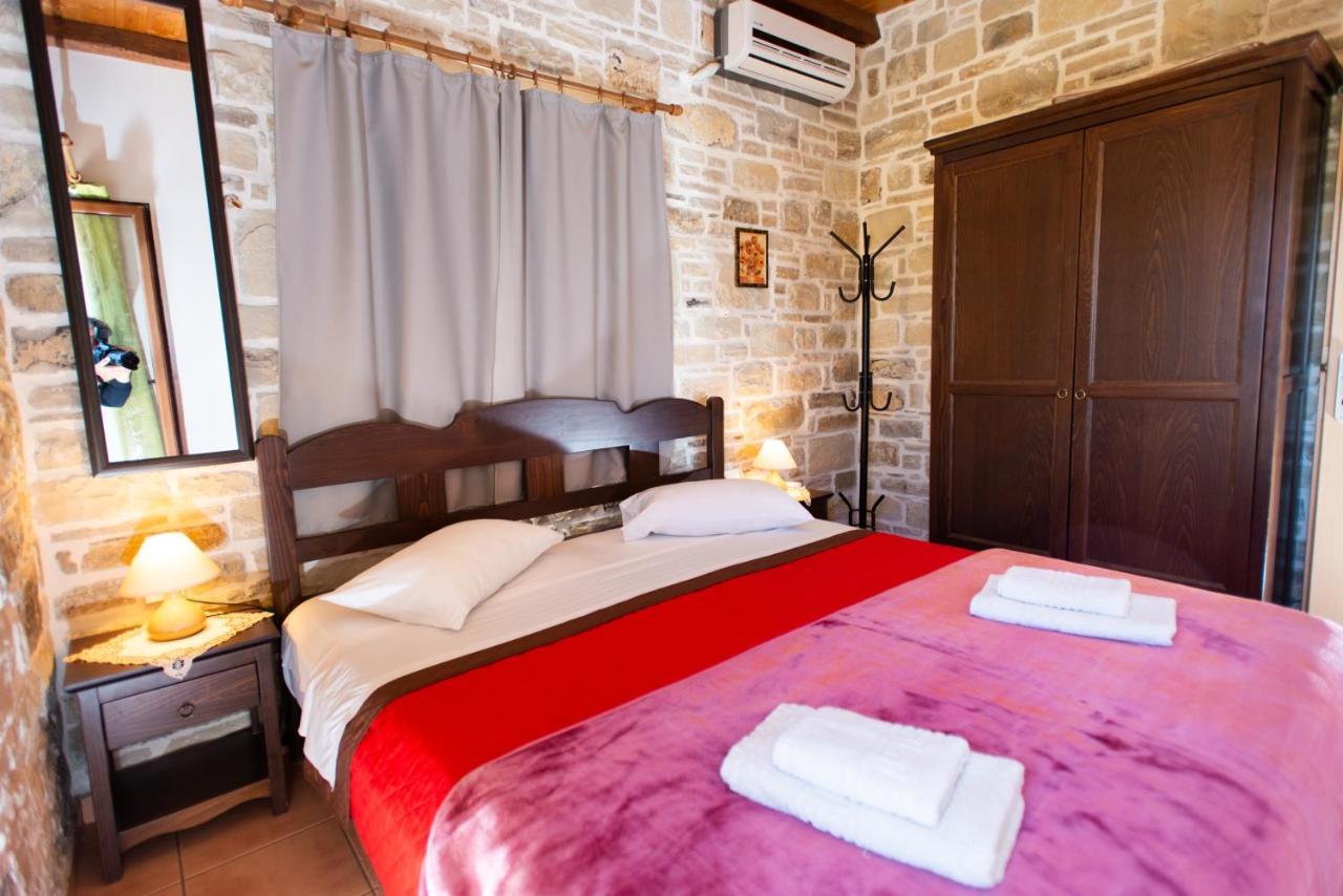 Sivas Apartments-Studios,Sigelakis With Very Nice View Exterior foto