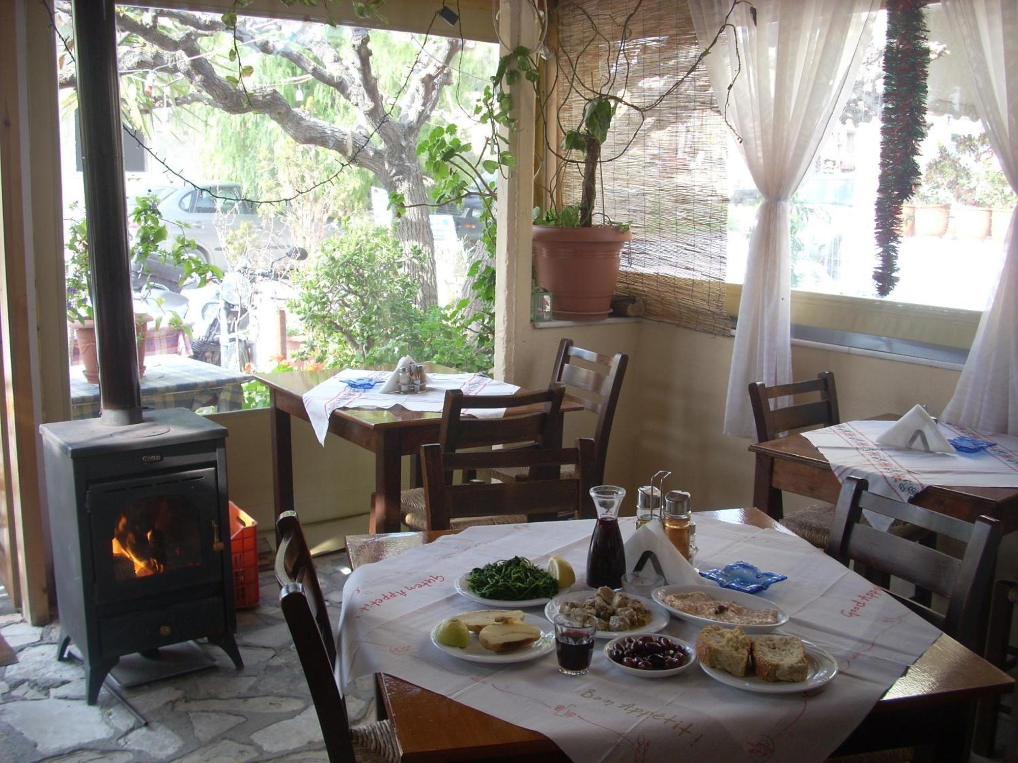 Sivas Apartments-Studios,Sigelakis With Very Nice View Exterior foto